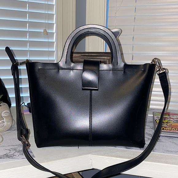 BRAND NEW BLACK FAUX LEATHER PURSE - Picture 3 of 4